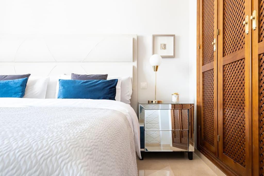 Luxuary Beachside 3Br Apartment ! Estepona Exterior foto